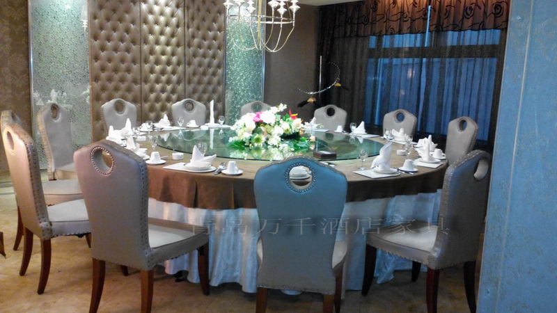 銀海大世界 徐家廚房電動(dòng)桌