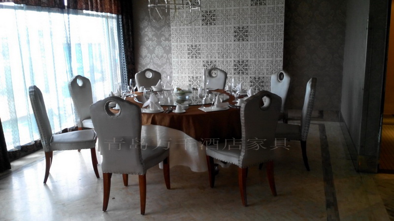 銀海大世界 徐家廚房電動(dòng)桌