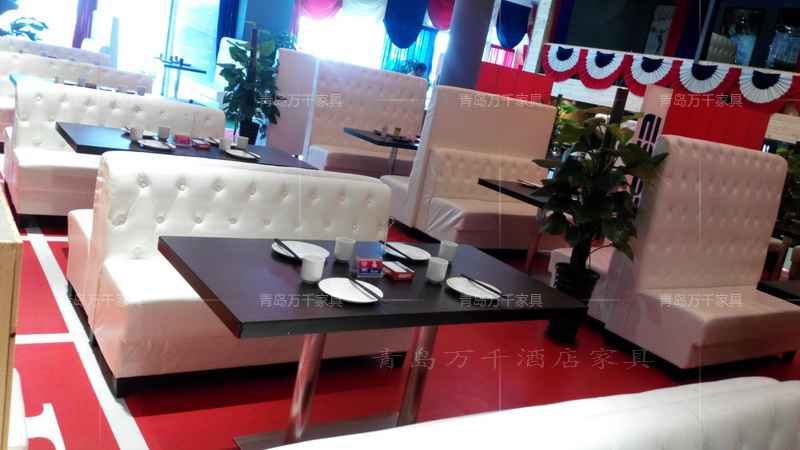  青島南京路 中聯廣場夜潮音樂餐廳