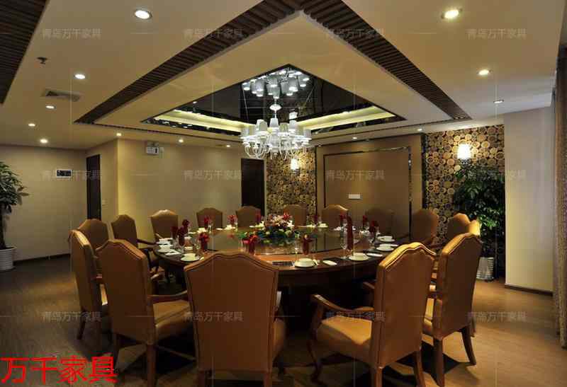  紅與黑全國連鎖加盟店